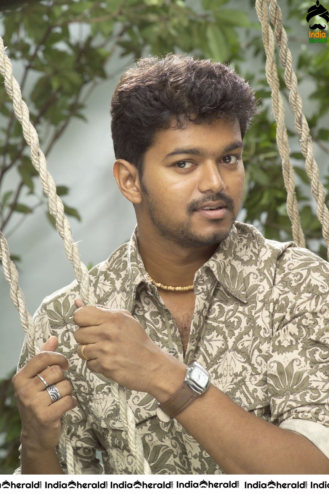 Actor Vijay Unseen Photoshoot Stills from Sachein Movie Set