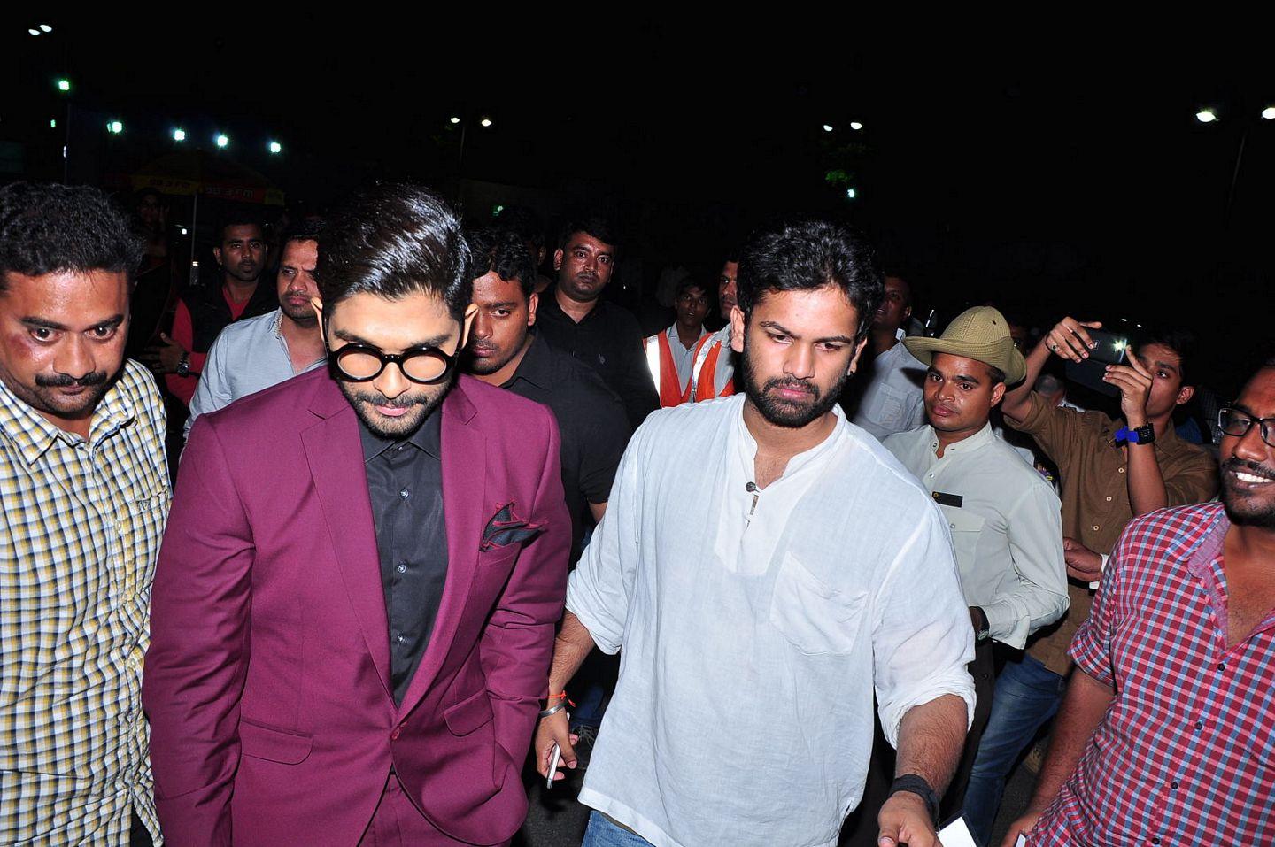 Allu Arjun At Mirchi Music Awards Photos