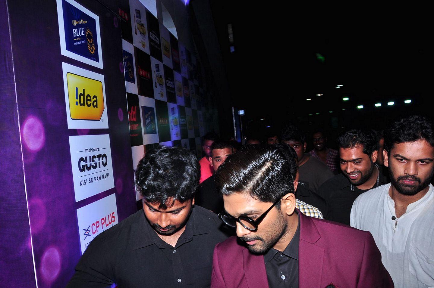 Allu Arjun At Mirchi Music Awards Photos