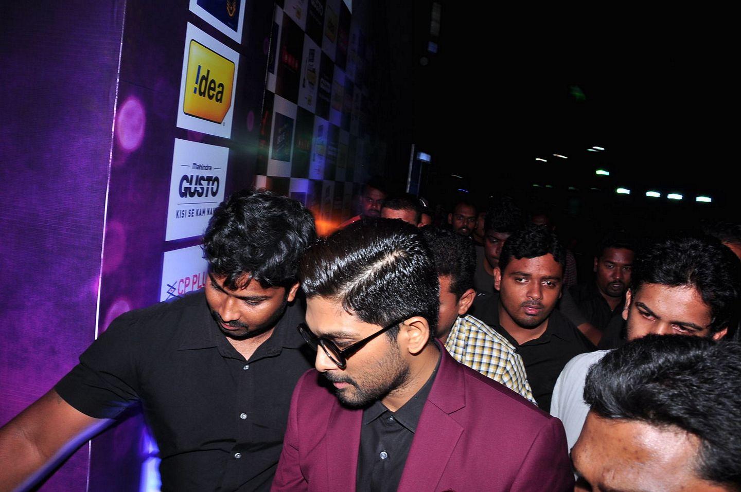 Allu Arjun At Mirchi Music Awards Photos