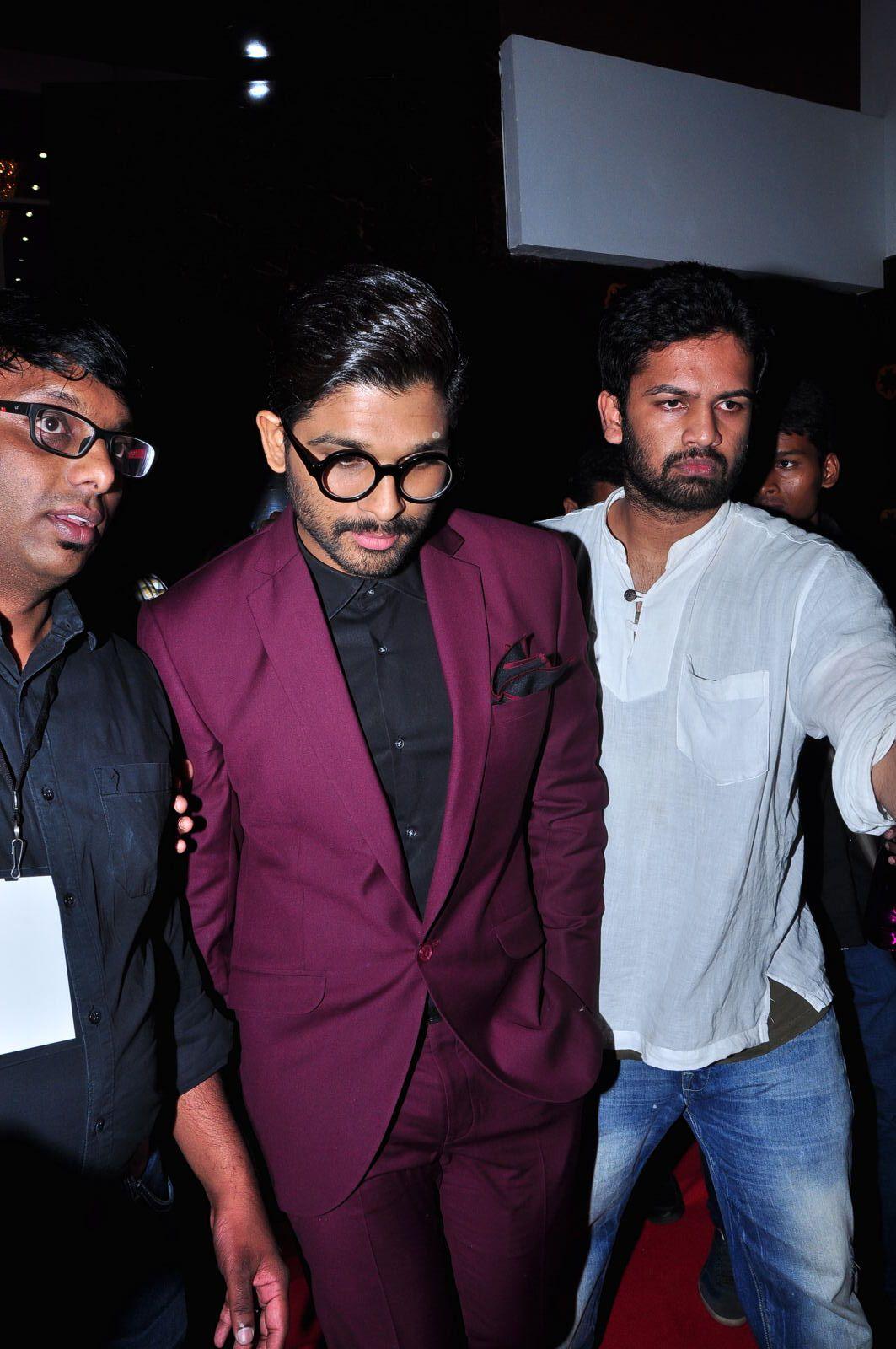 Allu Arjun At Mirchi Music Awards Photos