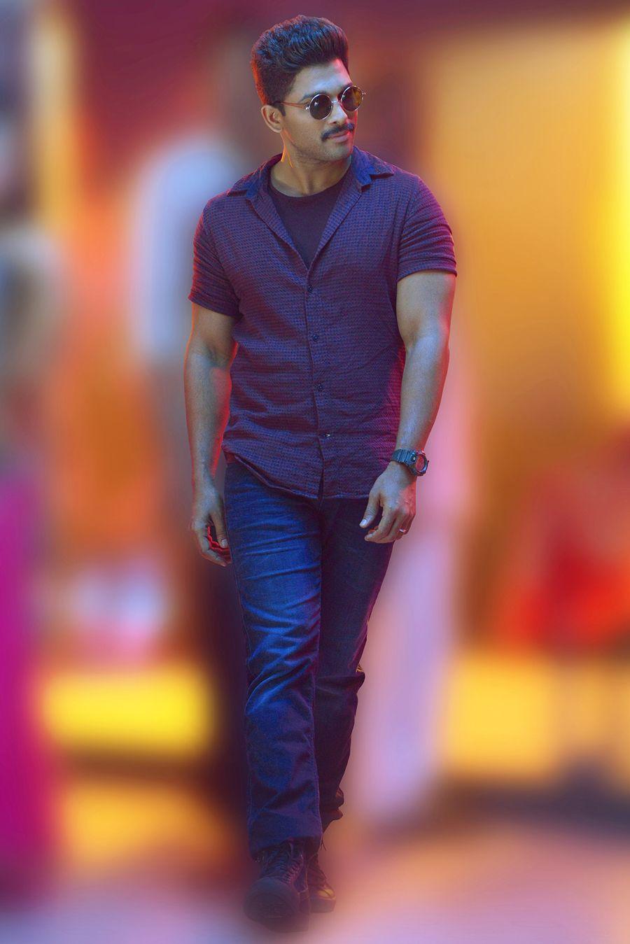 Allu Arjun Stills in Sarrainodu Movie