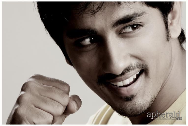 Hero Siddharth New Looks