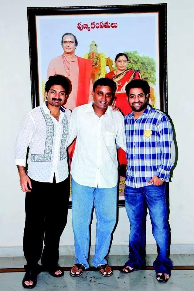 Jr NTR, Kalyan Ram & Hari Krishna Rare Pics & Janaki Ram With his two Brothers