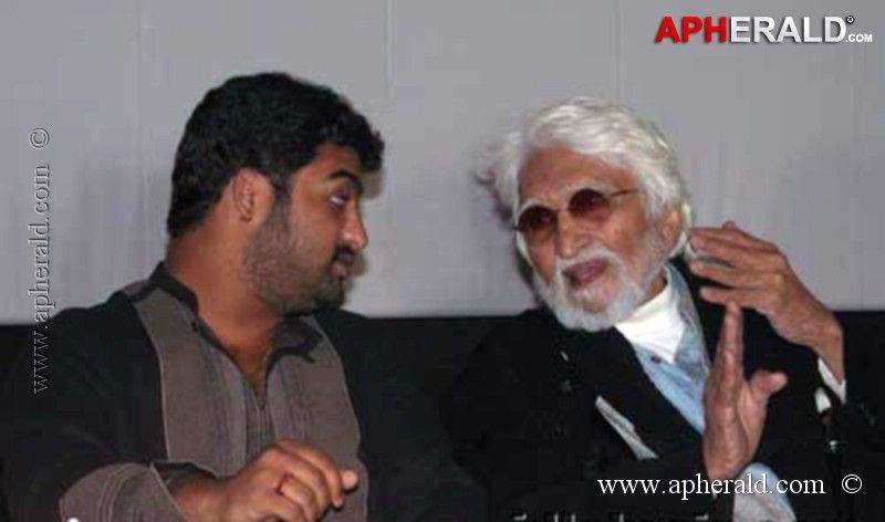 Jr Ntr And Pranitha Rare Photos