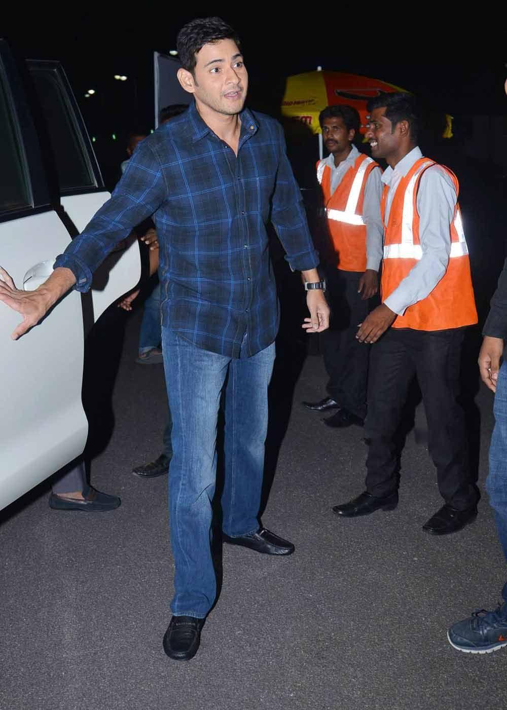 Mahesh Babu At Mirchi Music Awards Photos