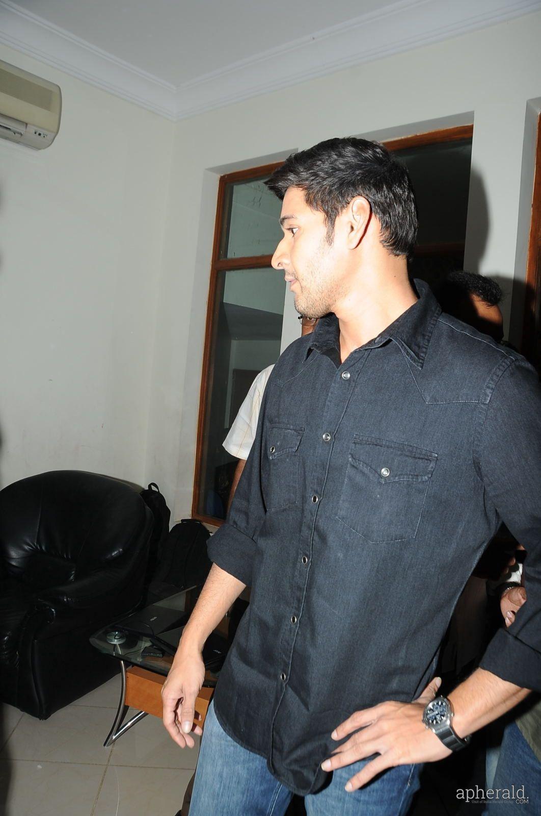 Mahesh Babu Stills At Srimanthudu Audio Launch