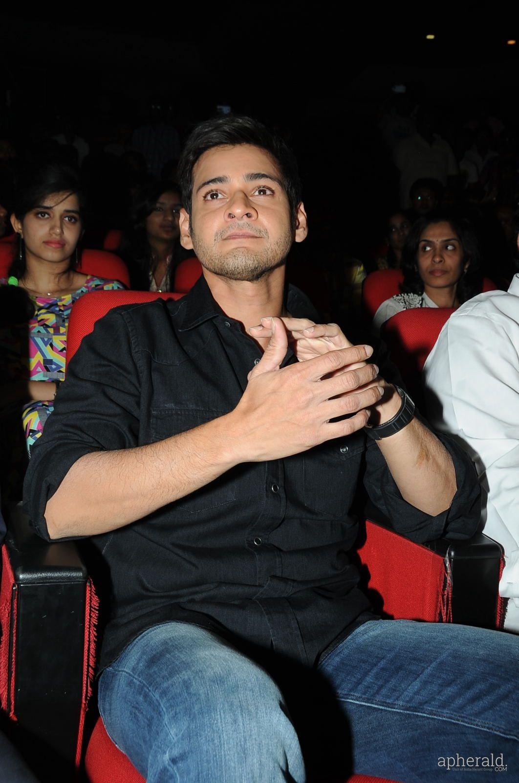 Mahesh Babu Stills At Srimanthudu Audio Launch