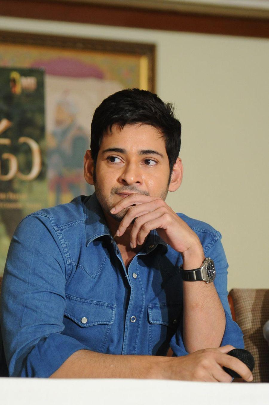 Mahesh Babu Stills at Srimanthudu Success Meet