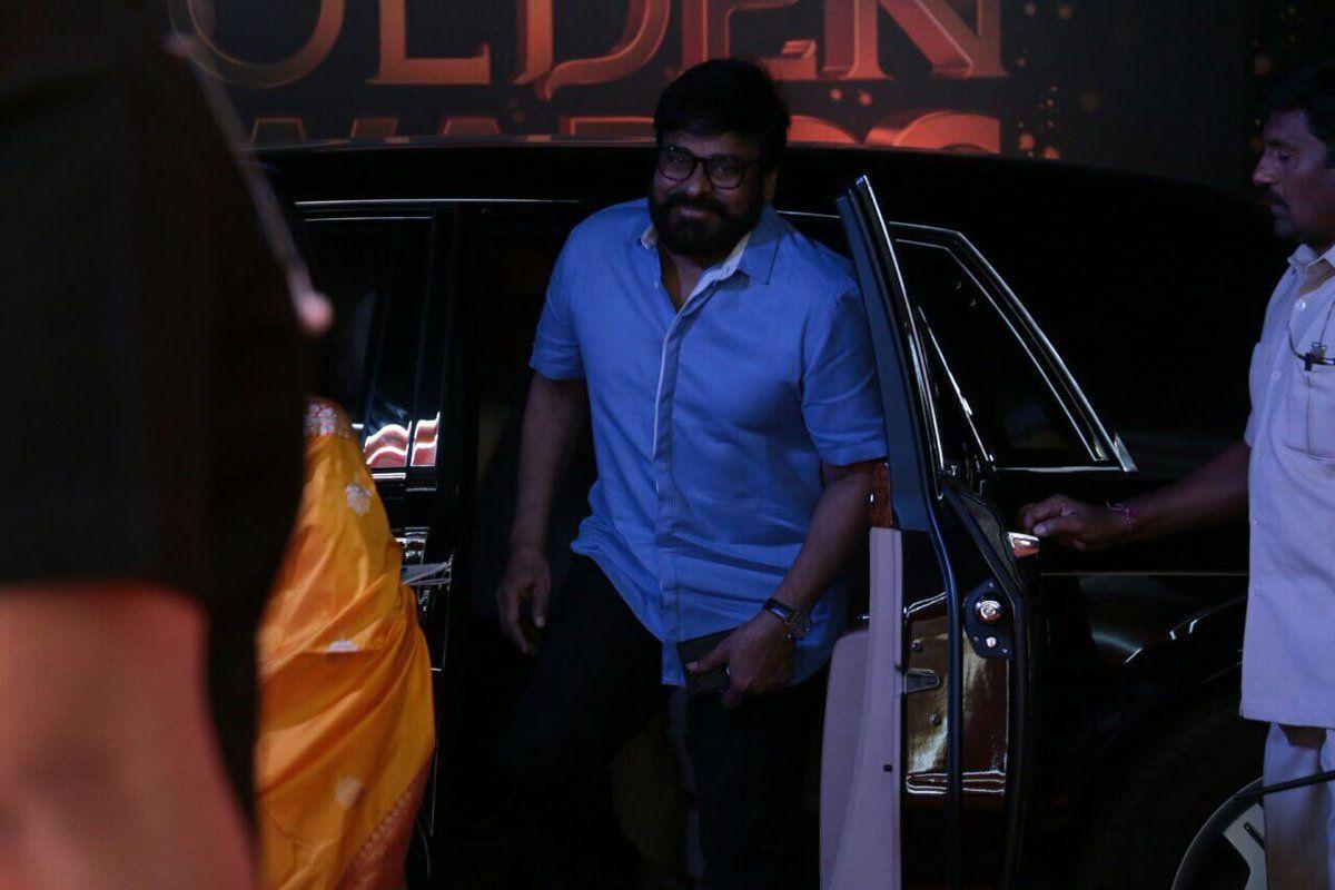 Megastar Chiranjeevi at Zee Golden Awards 2017 Photos