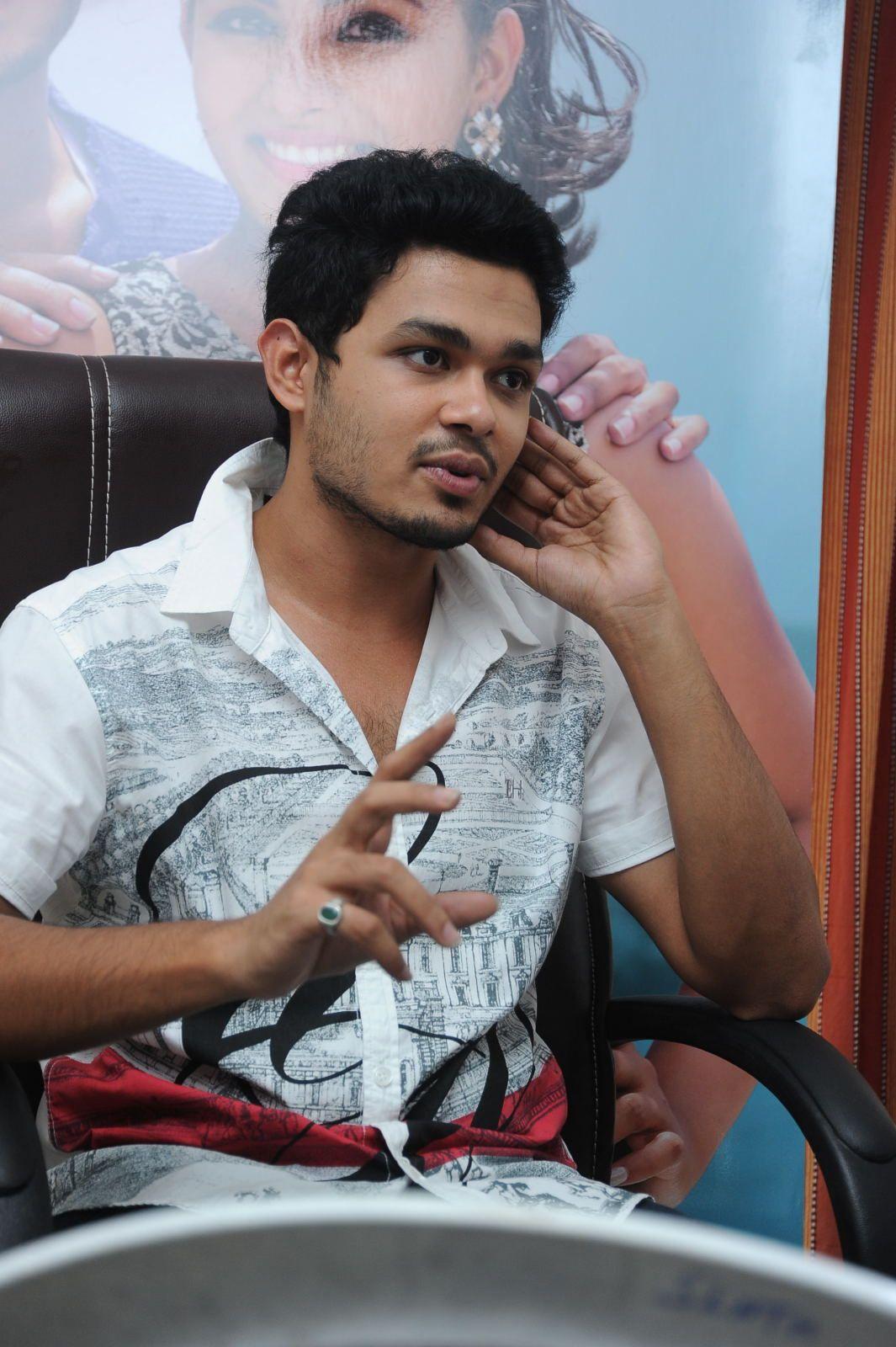 Nag Anvesh interview Stills