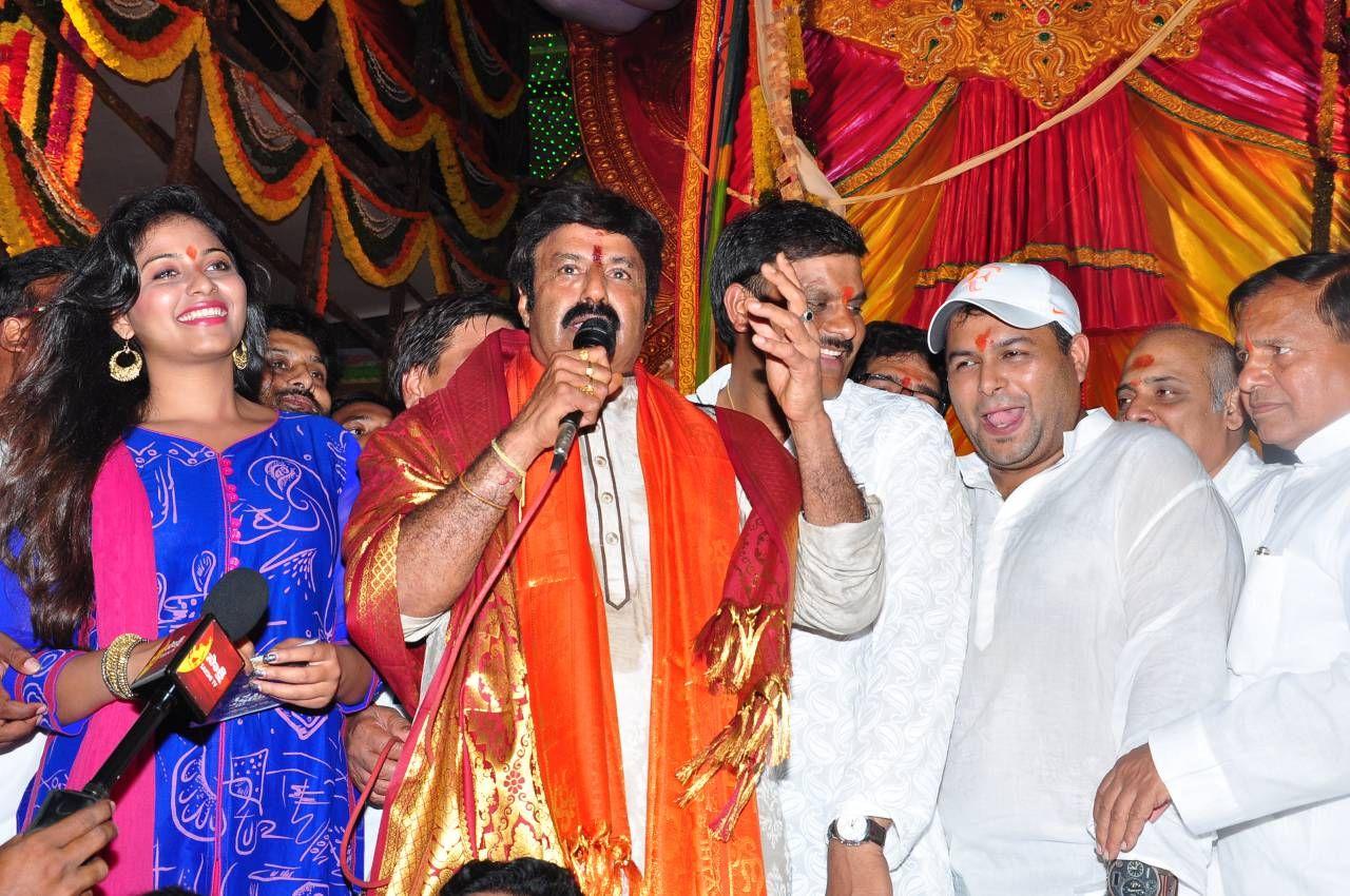 Nandamuri Balakrishna Hungama at Khairatabad Ganesh Photos