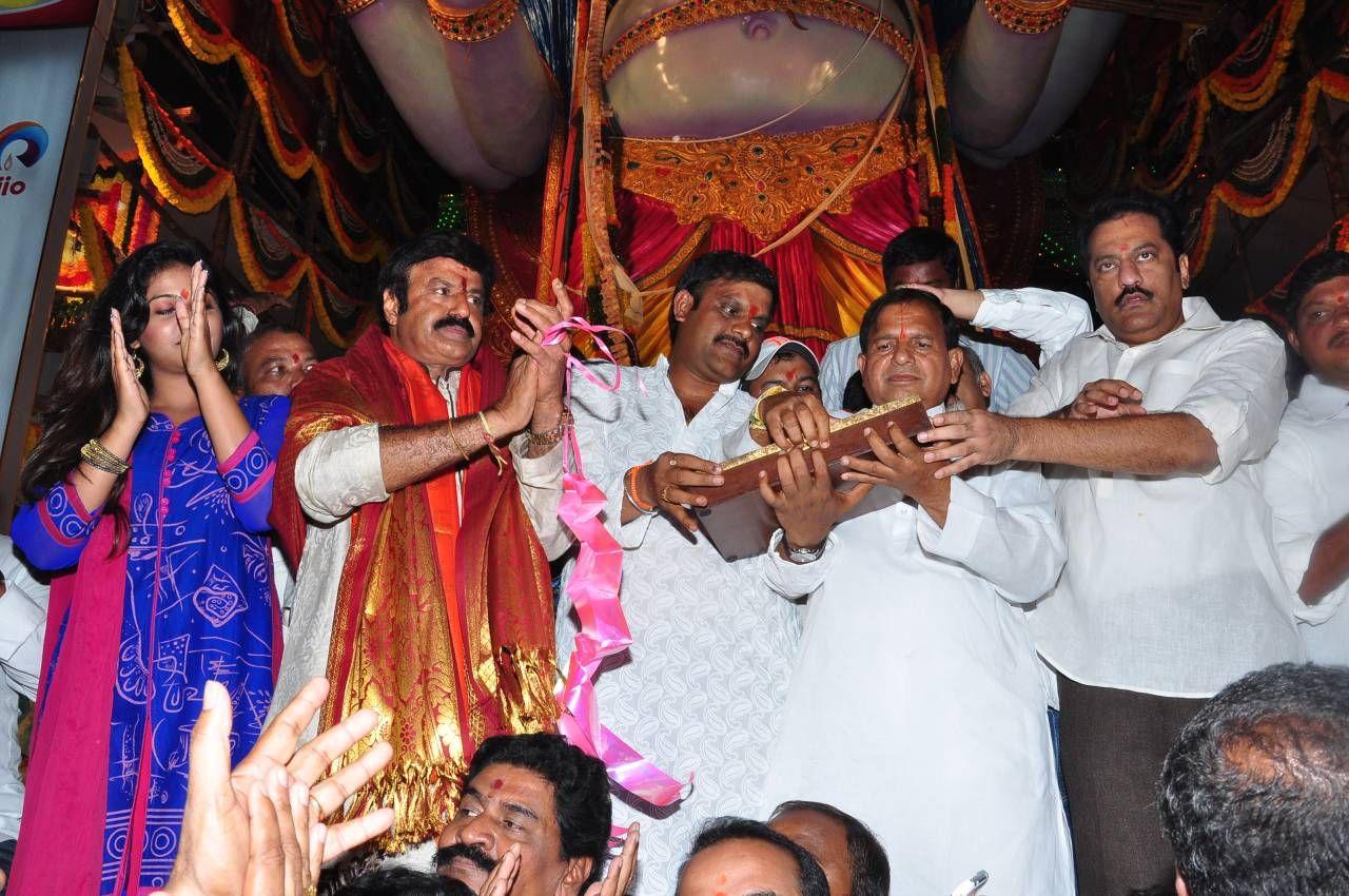 Nandamuri Balakrishna Hungama at Khairatabad Ganesh Photos