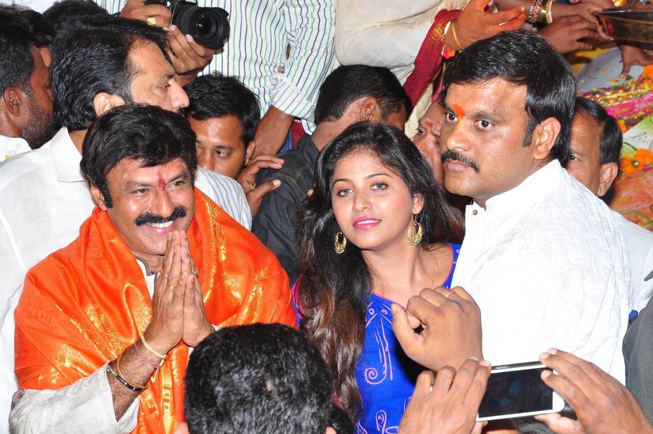 Nandamuri Balakrishna Hungama at Khairatabad Ganesh Photos