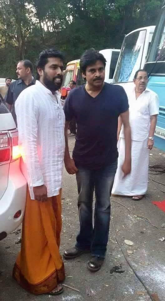 Pawan Kalyan Rare & Unseen with Fans Photos