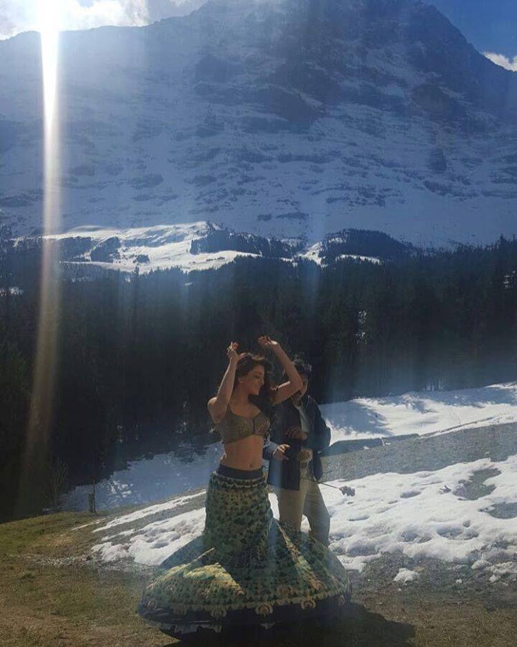 Pawan Kalyan Rare Stills With Heroines