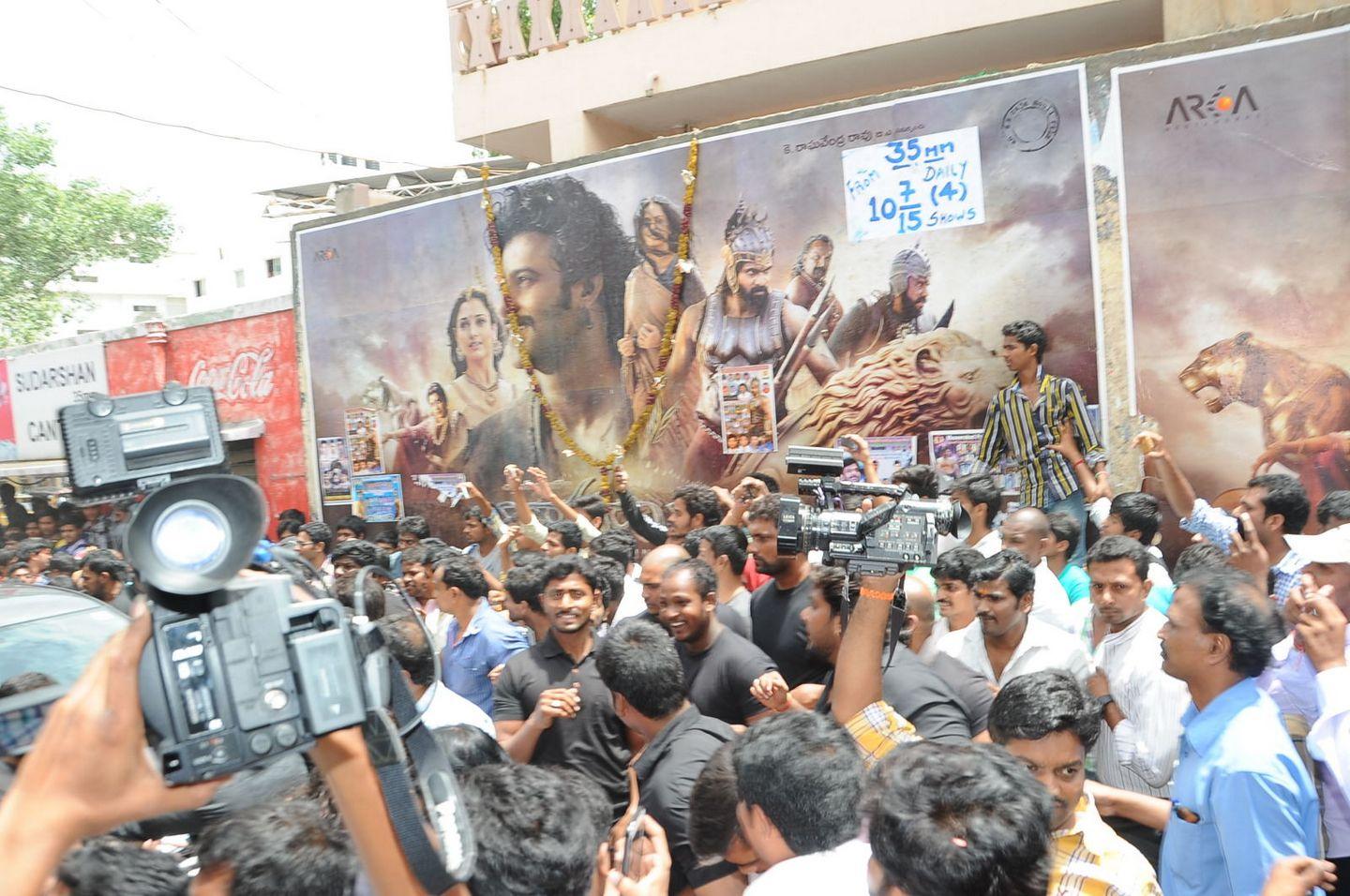 Prabhas watches Baahubali at Sudarshan