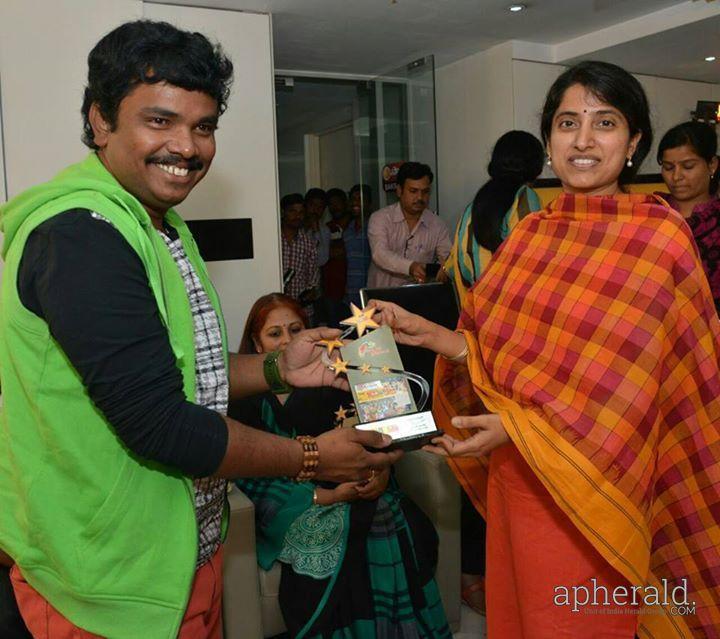 Sampoornesh Babu With Celebs