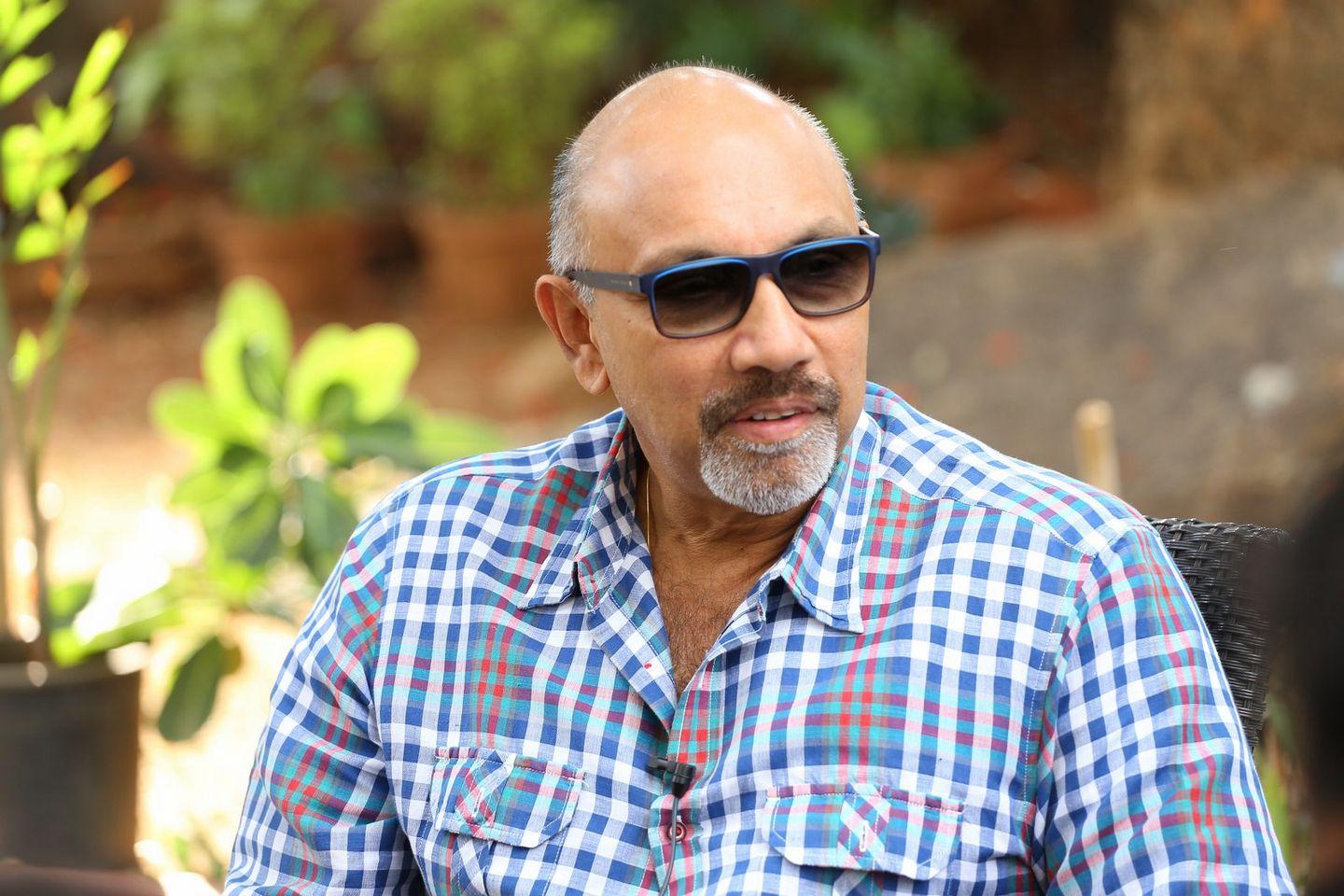 Sathyaraj Dora Interview Photos