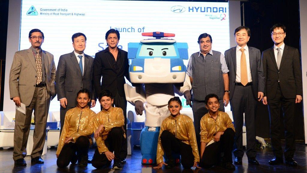 Shah Rukh Khan At Hyundai Safe Move Traffic Safety Campaign