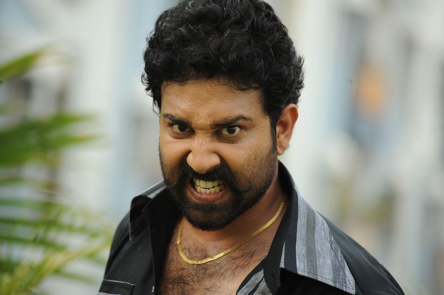 Siva Balaji in Snehamera Jeevitham