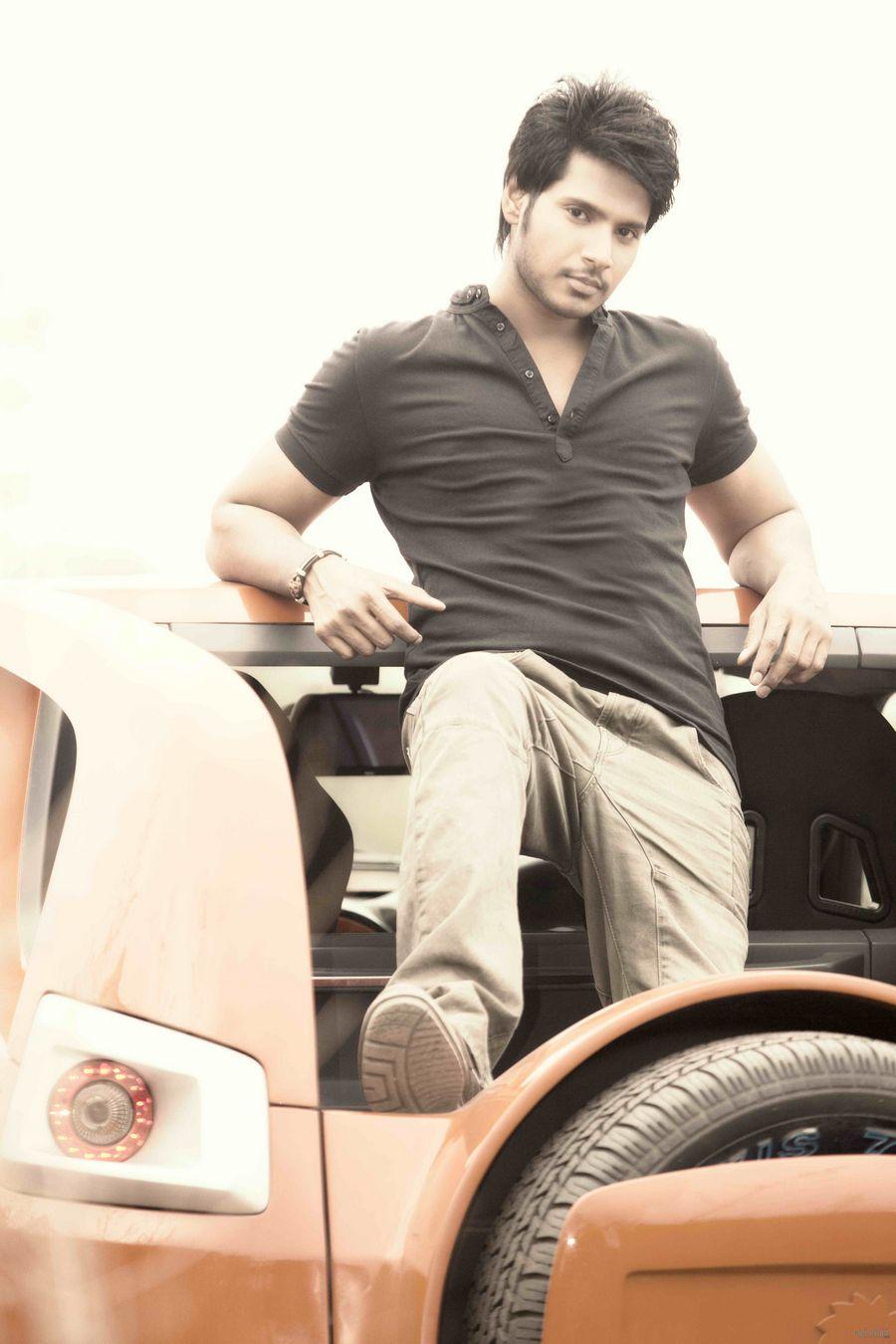 sundeep kishan New Look