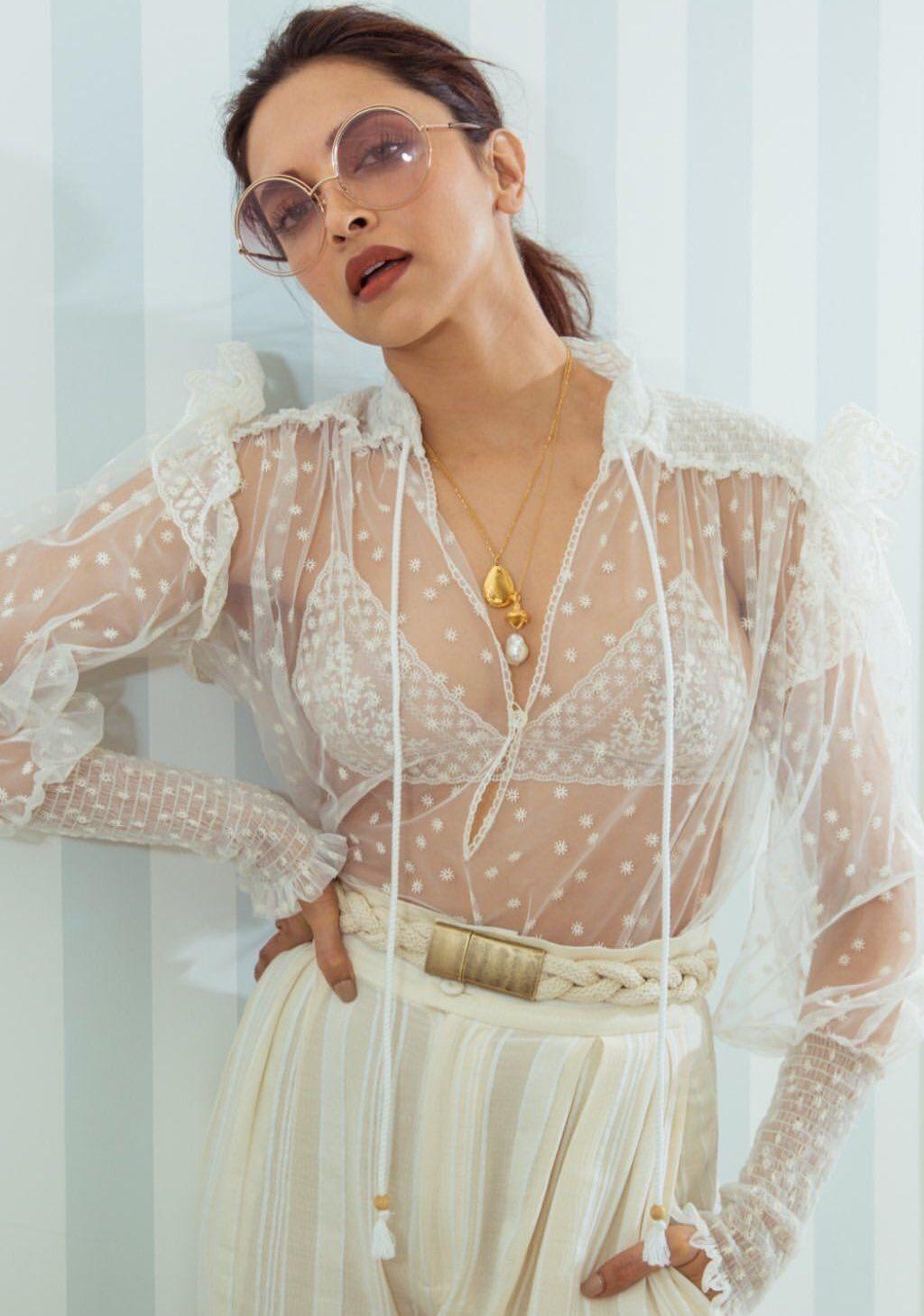  Deepika Padukone Latest Fashionable Stills from Cannes