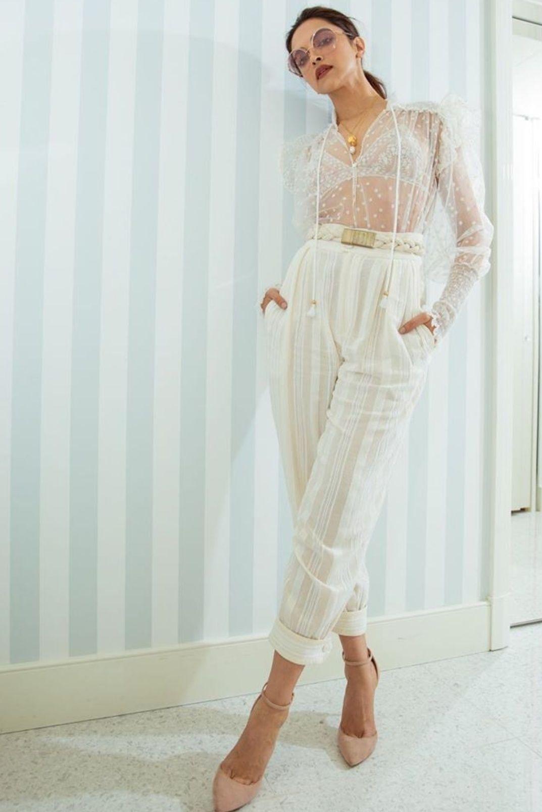  Deepika Padukone Latest Fashionable Stills from Cannes