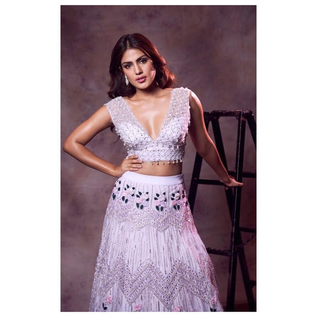  Rhea Chakraborty Latest Photoshoot