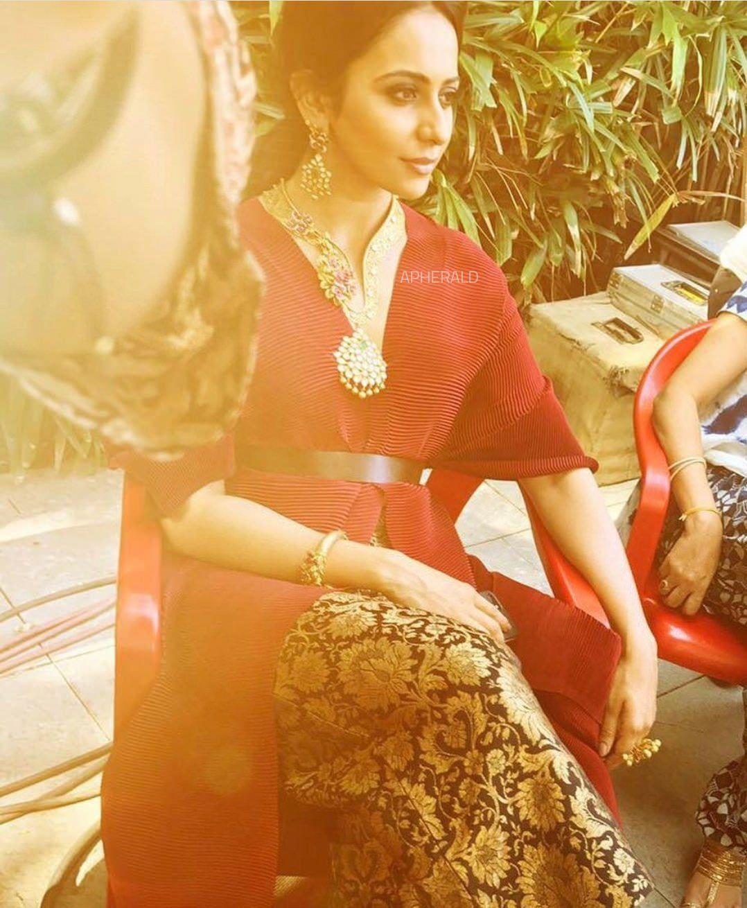 10 Photos of RAKUL PREET SINGH for a Jewellery ad shoot