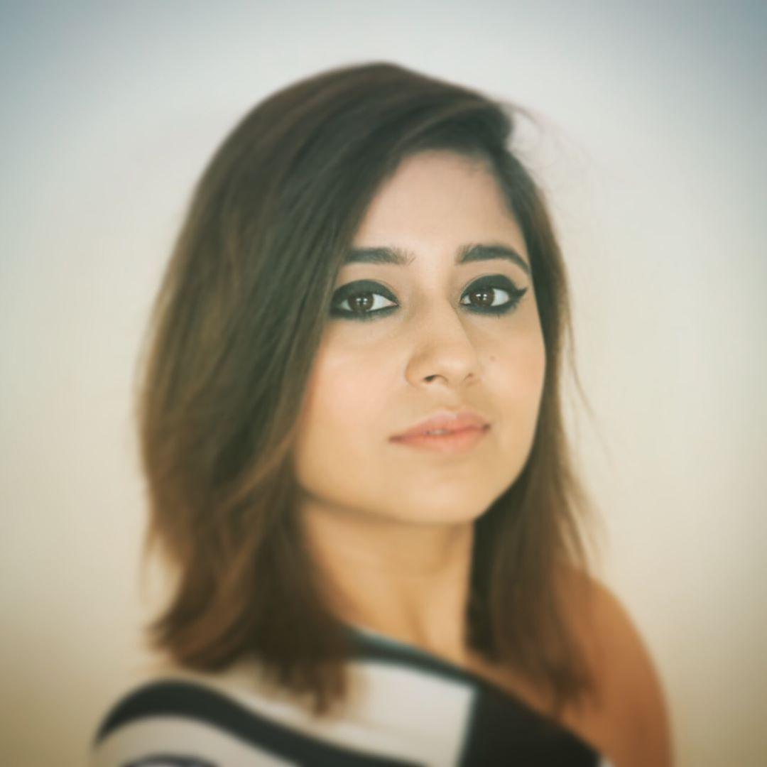 16 Hot Pics of Shweta Tripathi that make you fall in love with her Instantly