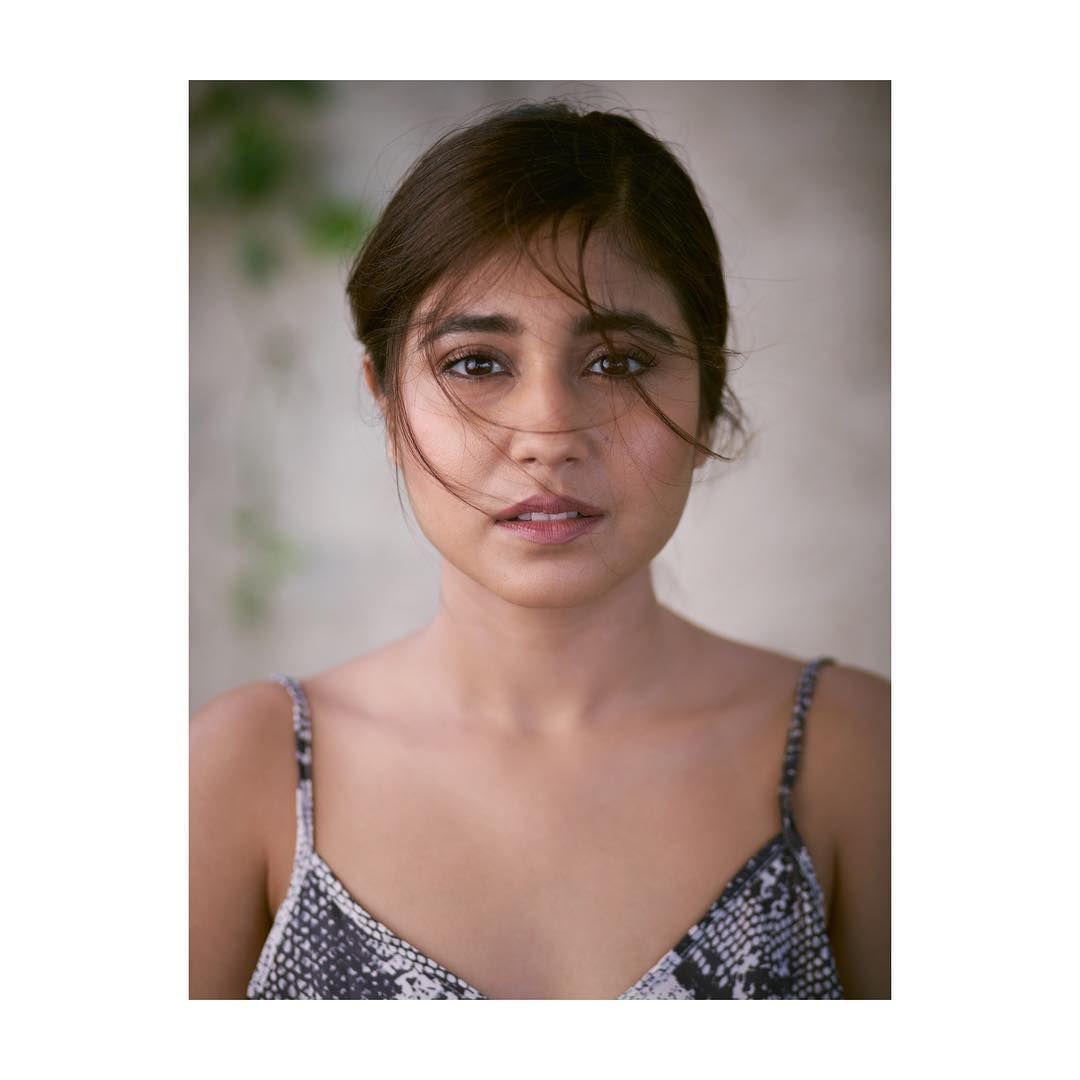 16 Hot Pics of Shweta Tripathi that make you fall in love with her Instantly