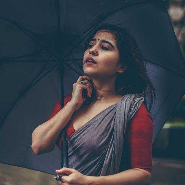 16 Hot Pics of Shweta Tripathi that make you fall in love with her Instantly