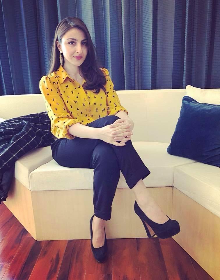 35 Soha Ali Khan All Time Top Best Photos Collections