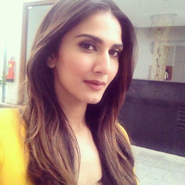 50 Best looking Hot & Beautiful HQ Photos of Actress Vaani Kapoor