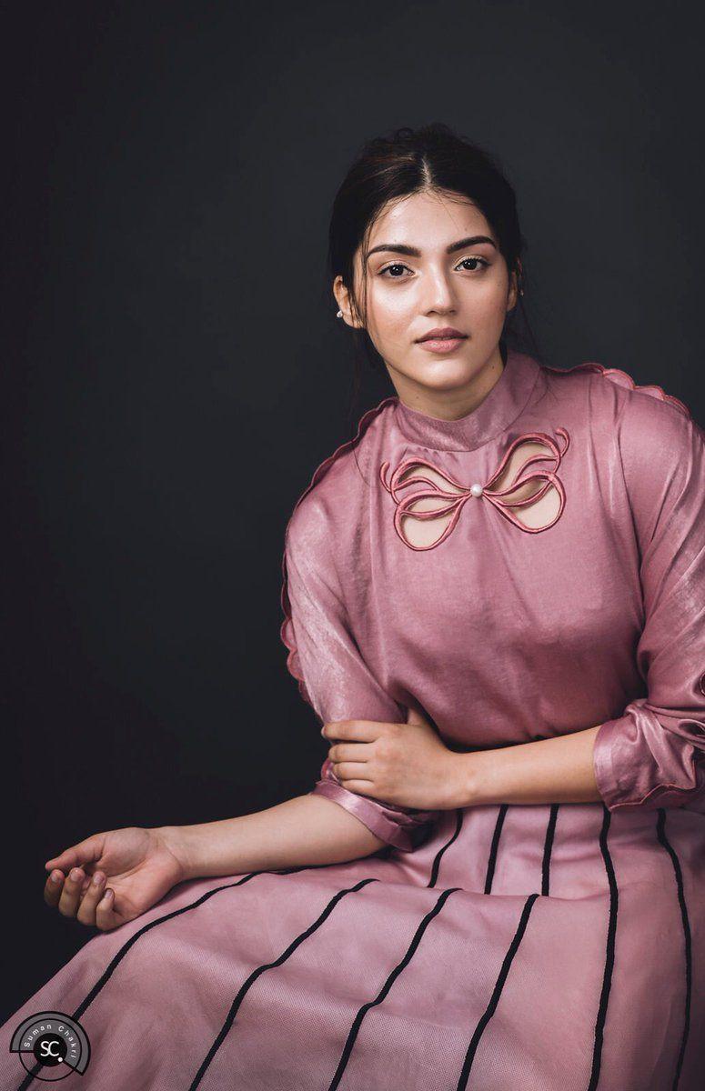 Absolutely Stunning Beauty Mehreen Pirzada Latest Unseen Photo Stills