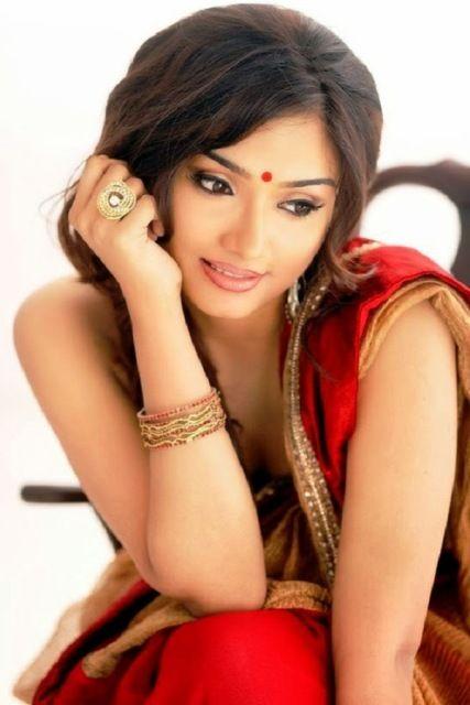 Actress Aishwarya Devan Latest Photoshoot Stills