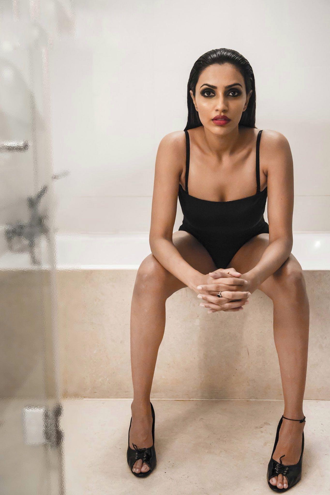 Actress Akshara Gowda Never Seen Hot Photos Collection!