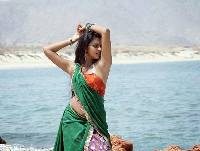 Actress Amala Paul Hot & Sexy Photos