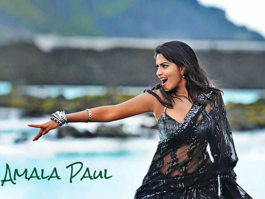 Actress Amala Paul Hot Photos