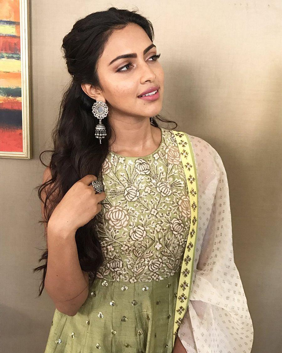 Actress Amala Paul Latest 2017 Photos