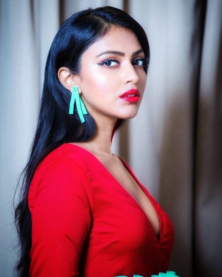 Actress Amala Paul Latest Unseen Photos Stills & Images