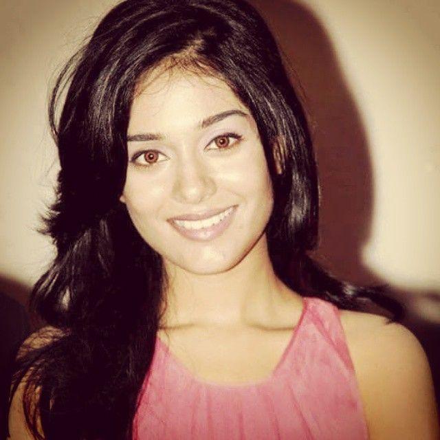 Actress Amrita Rao Rare & Unseen Photo Stills