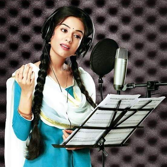 Actress Amrita Rao Rare & Unseen Photo Stills