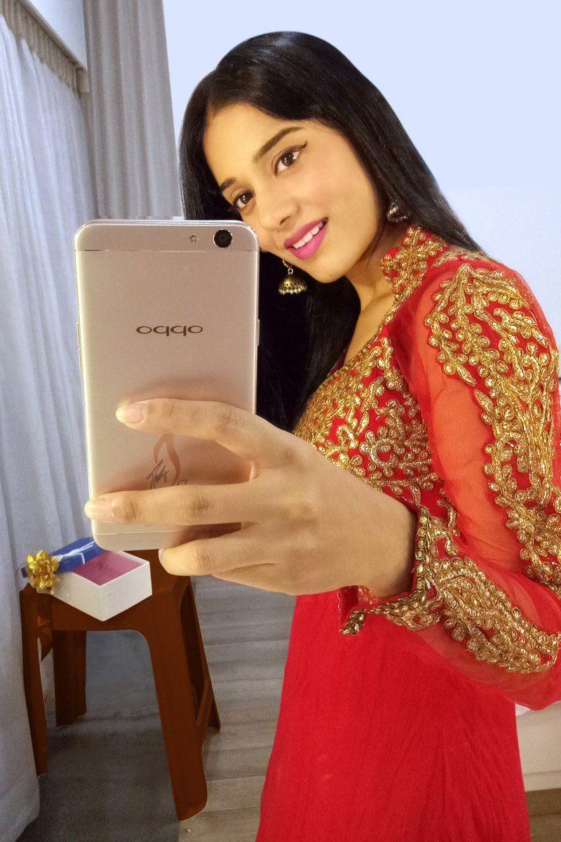 Actress Amrita Rao Rare & Unseen Photo Stills