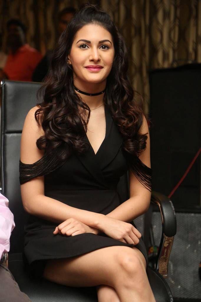 Actress Amyra Dastur New Photos