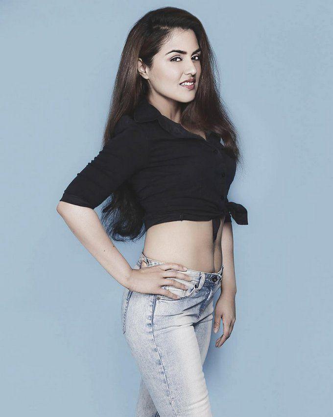 Actress Ananya Soni New Photoshoot Stills