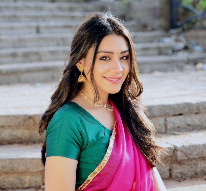 Actress Anchal Singh Latest Hot & Spicy Photoshoot Stills