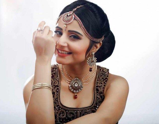 Actress Aqsa Bhatt Latest Photoshoot Gallery