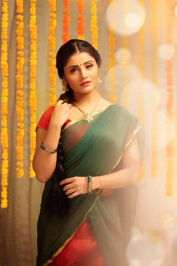 Actress Aqsa Bhatt Latest Photoshoot Gallery